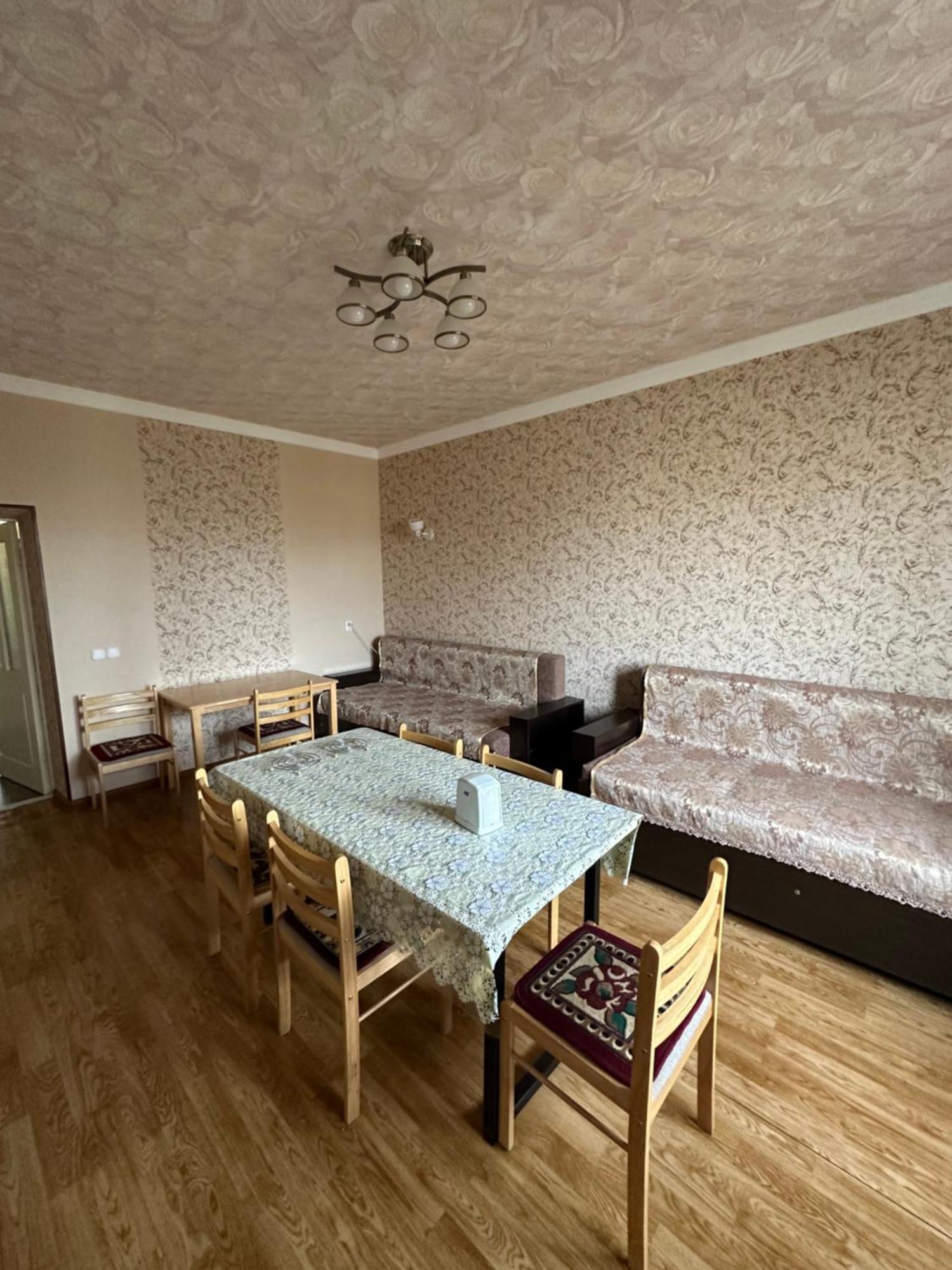 Дом Жени И Люды Hotel Zhabagly Bagian luar foto